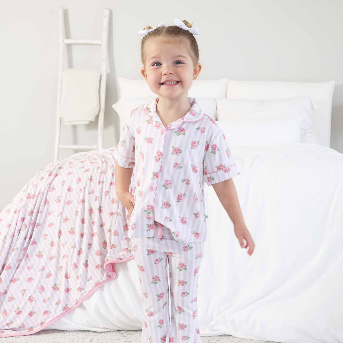 Girl's Two Piece Flare Lounge Set | Rosy & Cozy