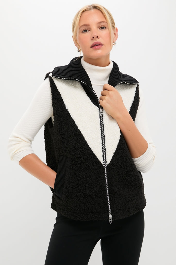 Black Caspian Sherpa Gilet