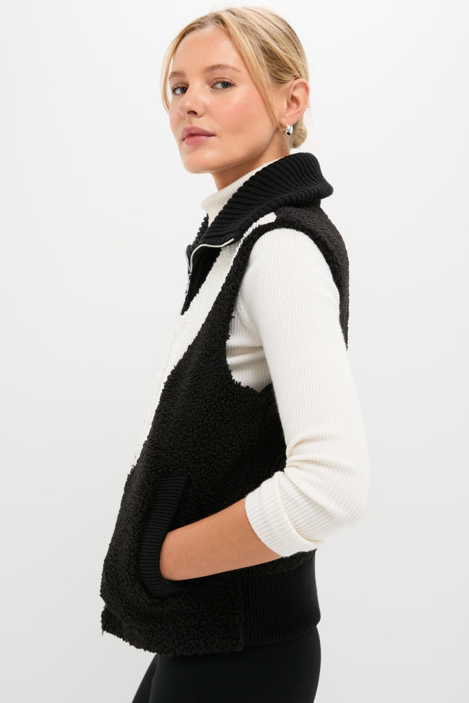 Black Caspian Sherpa Gilet