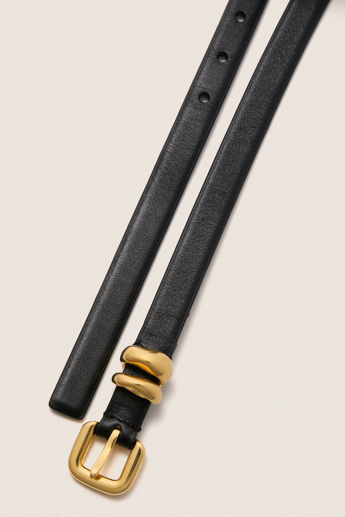 Black Hip to Waist Skinny Belt