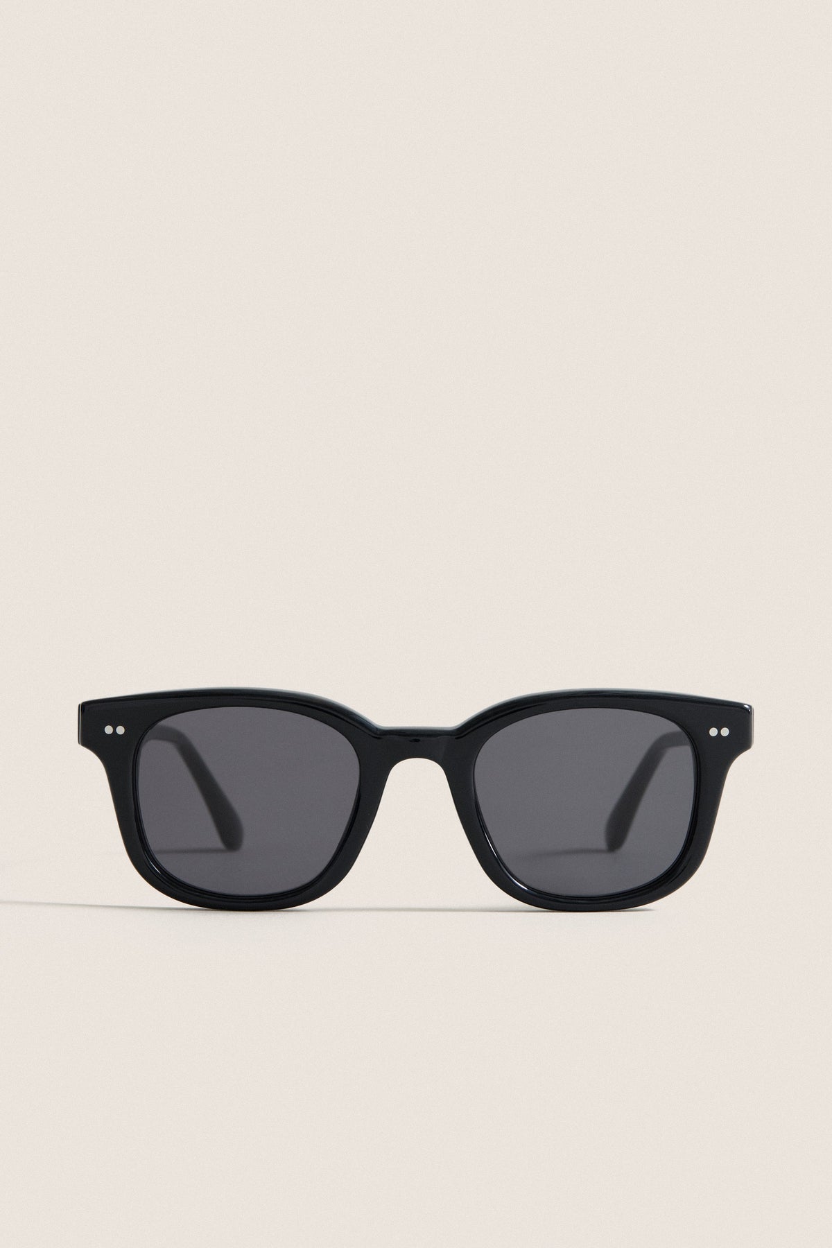 Black 02 Sunglasses