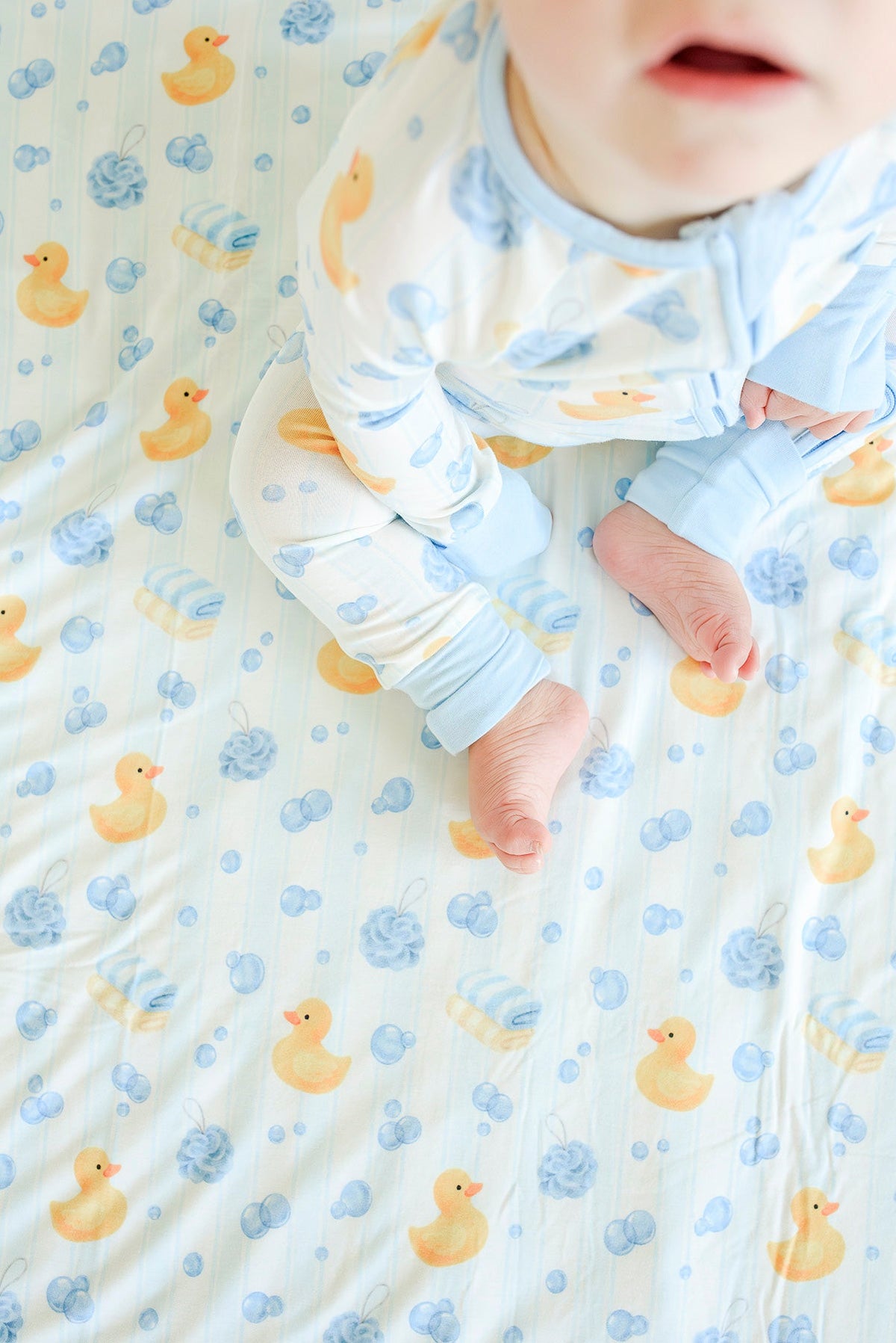 Double Sided Bamboo Blanket | Bubble Duckies Blue