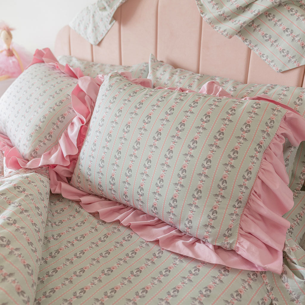 Susan Ruffled Pillowcase Set