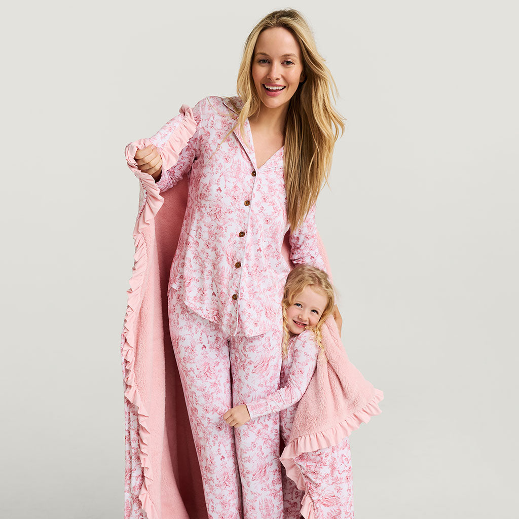 Antoinette Women's Women's Luxe Pajama Set