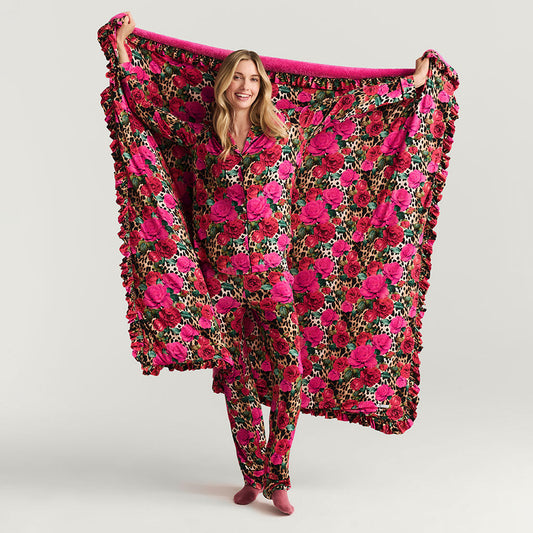 Wild Roses Ruffled Luxe Plush Patoo® Blanket